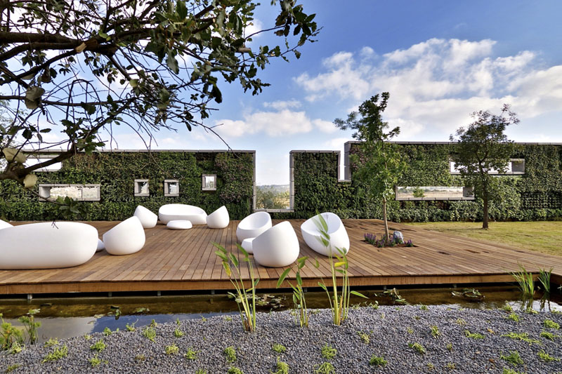 פאטיו מלון כרמים