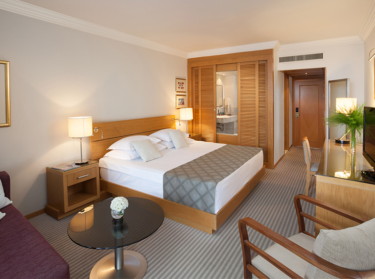 חדר נשיאותי רויאל ביץ' אילת