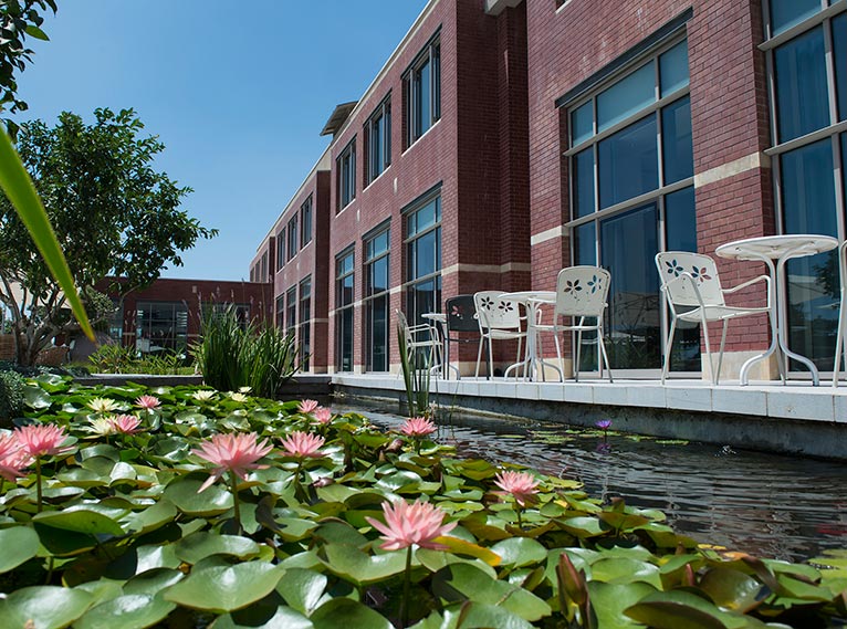 מלון כרמים חוץ